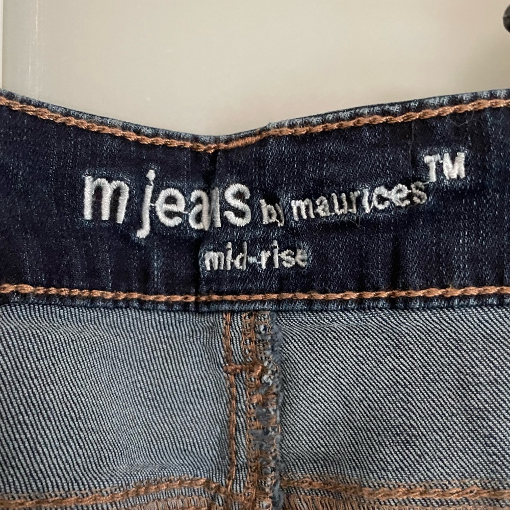 Maurices Mid-Rise Blue Jeans - Picture 2 of 4